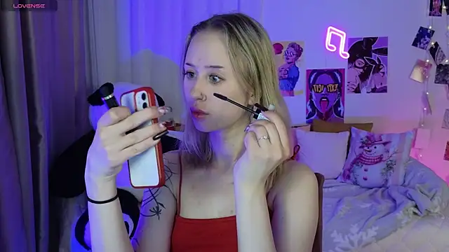 SashaBrooks online show from 12.21.25