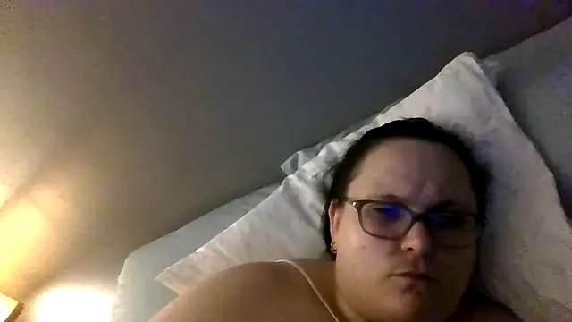 badbish777 online show from 09.20.25