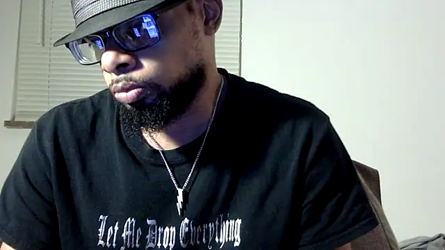 WhiskeyWood DuhGOD online show from 11.03.25