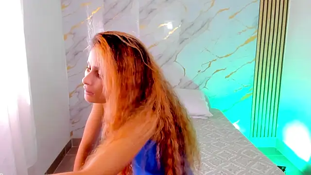 Snapshot of coralcarter1 chatting on 11.04.25 coralcarter1 online show from 11.04.25