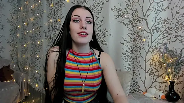 Mary0Lou online show from 12.18.24