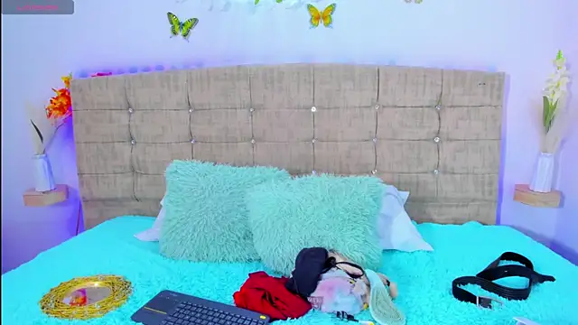 Catherine summer1 online show from 02.28.26