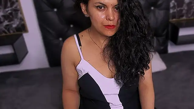 scarlett w0lf online show from 03.18.25