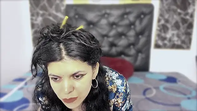 scarlett w0lf online show from 11.07.25