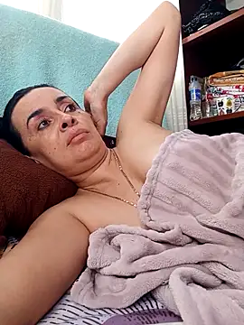 Samantha Sullivan  online show from 10.29.25