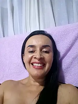 Samantha Sullivan  online show from 01.10.26