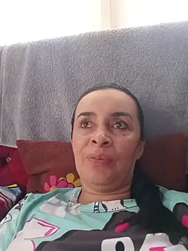 Samantha Sullivan  online show from 04.16.26