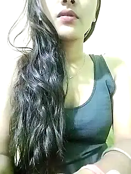 MISSQUEEN48 online show from 01.05.25