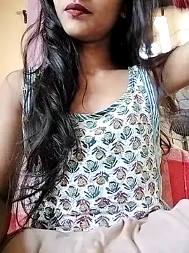 MISSQUEEN48 online show from 04.29.26