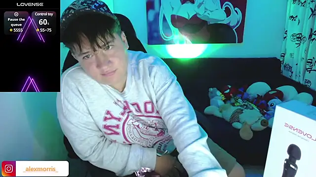 Snapshot of _AlexMorris chatting on 01.07.25 AlexMorris online show from 01.07.25