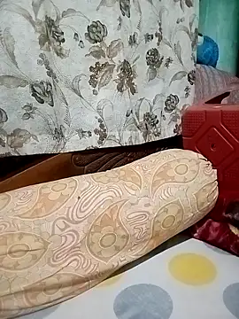 Snapshot of sajida34 chatting on 12.17.25 sajida34 online show from 12.17.25