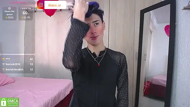 Snapshot of Alann_sr chatting on 02.18.25 Alann sr online show from 02.18.25