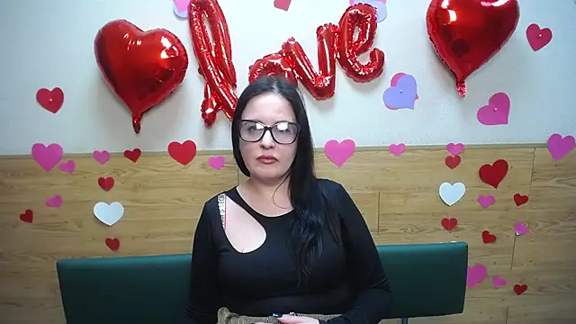 TayaBoret online show from 02.15.25