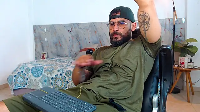 hanz col online show from 11.26.25