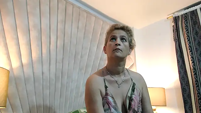 Jade squirtt online show from 10.31.25