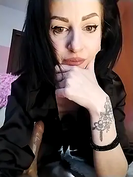 dahlia 82 online show from 03.27.26