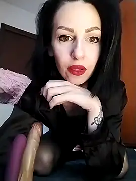 dahlia 82 online show from 04.01.26