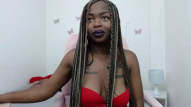 Snapshot of _Zooee chatting on 12.30.24 Zooee online show from 12.30.24