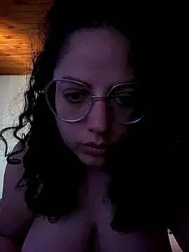 babyluna939 online show from 12.17.25