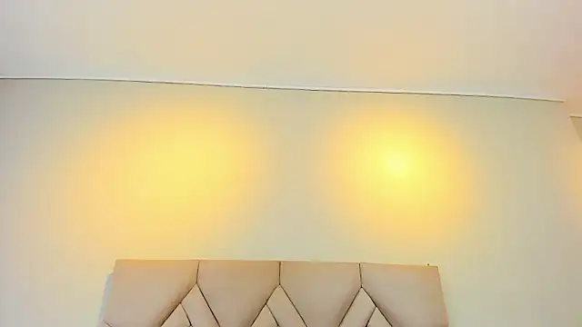 Isis Osman online show from 02.03.26