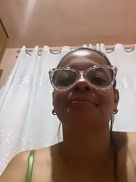Snapshot of lomagata chatting on 06.09.26 lomagata online show from 06.09.26