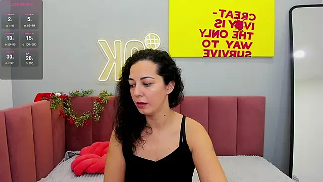 Linda Insatiable online show from 01.04.25