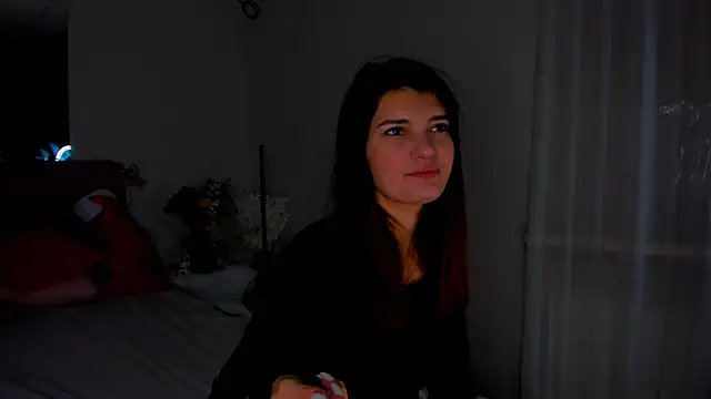 Laura Leee online show from 01.17.25