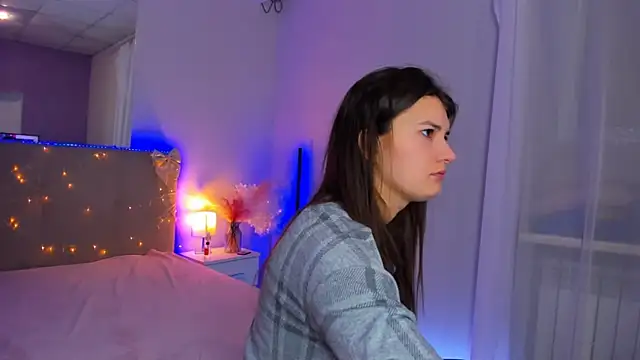 Laura Leee online show from 03.07.26