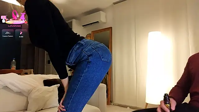 Snapshot of Luxymin34 chatting on 02.17.25 Luxymin34 online show from 02.17.25