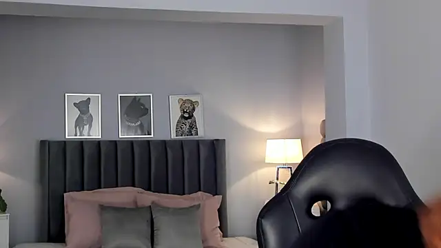 Madie  collins online show from 01.10.26