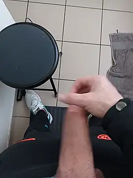 casper0303 online show from 01.14.25