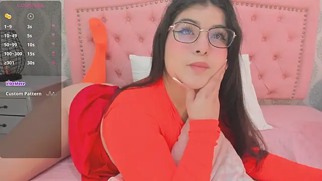 martina rivera  online show from 10.28.25