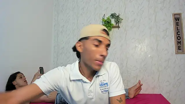 Snapshot of jony_honey chatting on 06.09.26 jony honey online show from 06.09.26