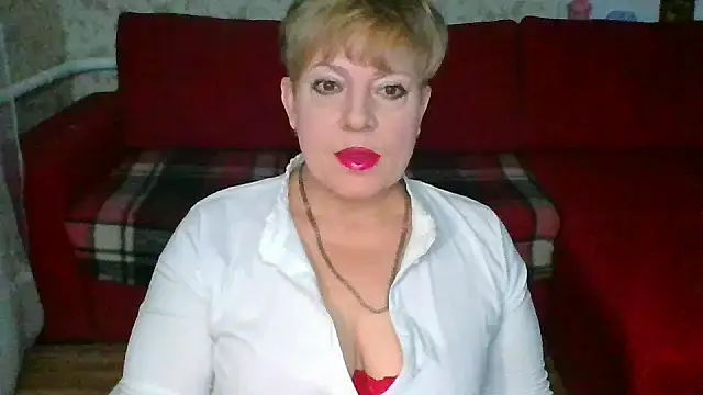 Snapshot of Nance_Margie chatting on 12.11.24 Nance Margie online show from 12.11.24