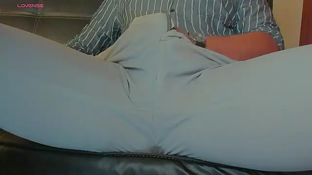 MrLonely02 online show from 01.11.25