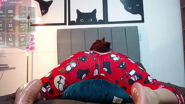 VictoriaMontero30000 online show from 02.18.25