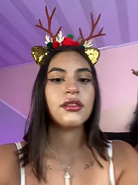 Snapshot of Nani_rosse chatting on 12.17.24 Nani rosse online show from 12.17.24