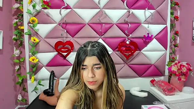 NahomiConnor  online show from 03.08.25