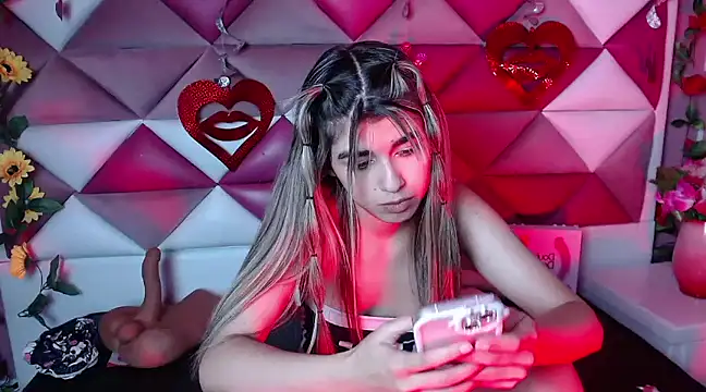 NahomiConnor  online show from 03.22.25