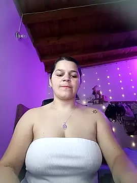 Snapshot of Sabrina_Hall_ chatting on 12.26.24 Sabrina Hall online show from 12.26.24