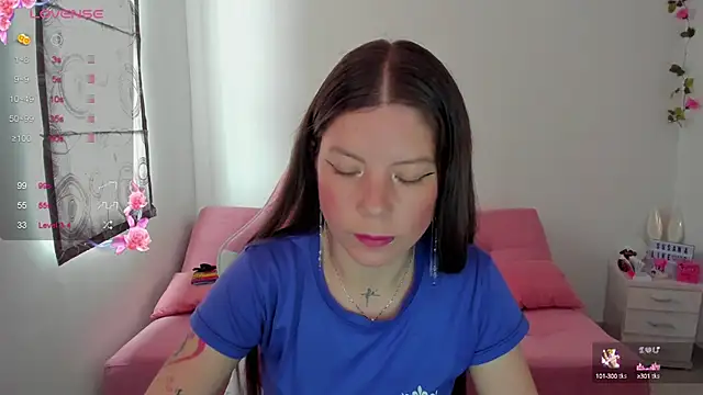 Snapshot of Susana_garcia_ chatting on 12.01.24 Susana garcia online show from 12.01.24