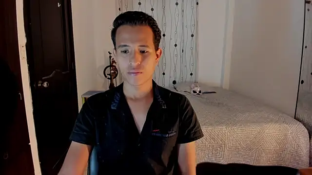 Snapshot of alessandro_wizard chatting on 03.19.25 alessandro wizard online show from 03.19.25