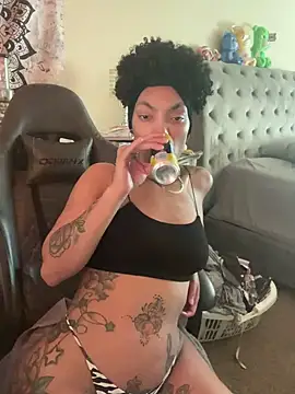 butterflybootyy online show from 12.06.24