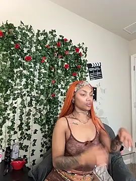 butterflybootyy online show from 11.28.25