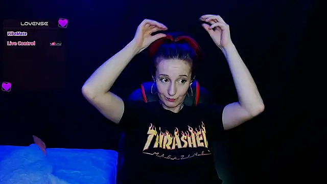 Snapshot of AgathaNoxe chatting on 12.10.24 AgathaNoxe online show from 12.10.24