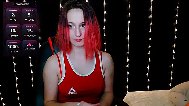 Snapshot of AgathaNoxe chatting on 01.08.25 AgathaNoxe online show from 01.08.25