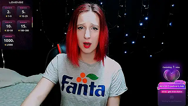 Snapshot of AgathaNoxe chatting on 02.05.25 AgathaNoxe online show from 02.05.25