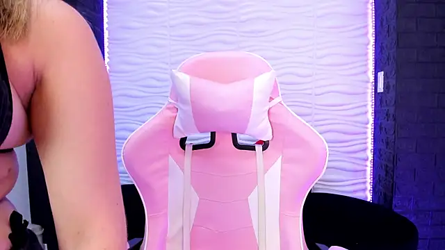 Bella reaset18 online show from 12.13.24