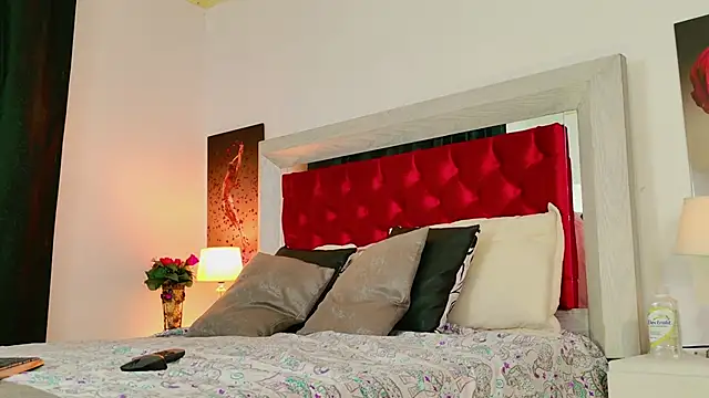 Snapshot of Lizzymontanaa chatting on 10.03.25 Lizzymontanaa online show from 10.03.25