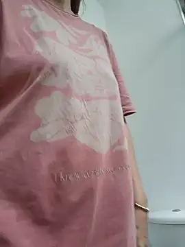 Snapshot of Lizzymontanaa chatting on 11.06.25 Lizzymontanaa online show from 11.06.25